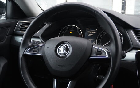 Skoda Superb III рестайлинг, 2018 год, 1 750 000 рублей, 11 фотография