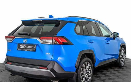 Toyota RAV4, 2021 год, 3 620 000 рублей, 5 фотография