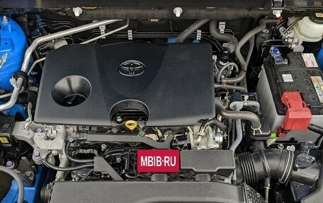 Toyota RAV4, 2021 год, 3 620 000 рублей, 9 фотография