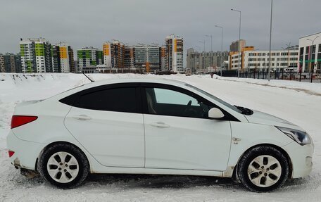 Hyundai Solaris II рестайлинг, 2014 год, 999 999 рублей, 3 фотография