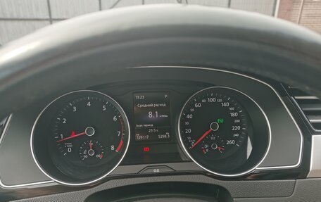 Volkswagen Passat B8 рестайлинг, 2017 год, 1 800 000 рублей, 11 фотография