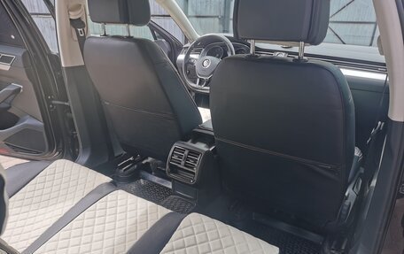 Volkswagen Passat B8 рестайлинг, 2017 год, 1 800 000 рублей, 14 фотография