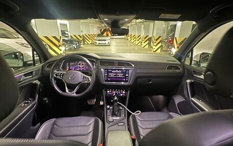 Volkswagen Tiguan II, 2021 год, 2 600 000 рублей, 12 фотография