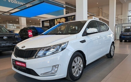 KIA Rio III рестайлинг, 2015 год, 988 000 рублей, 1 фотография