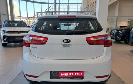 KIA Rio III рестайлинг, 2015 год, 988 000 рублей, 7 фотография