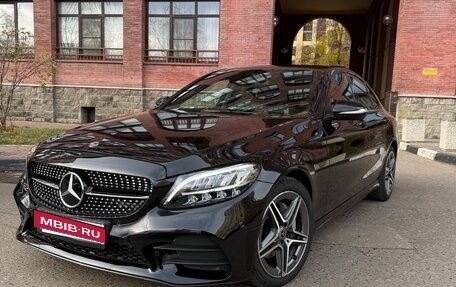 Mercedes-Benz C-Класс, 2018 год, 3 090 000 рублей, 1 фотография