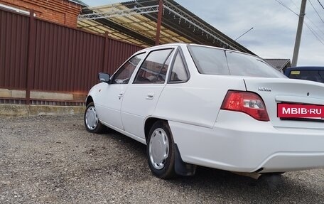 Daewoo Nexia I рестайлинг, 2012 год, 280 000 рублей, 4 фотография