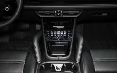 Porsche Cayenne III, 2025 год, 18 000 000 рублей, 21 фотография