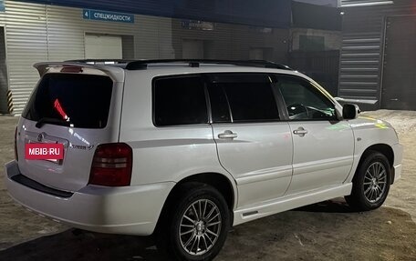 Toyota Kluger I, 2002 год, 1 280 000 рублей, 6 фотография