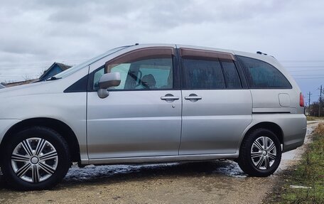 Nissan Liberty, 2002 год, 390 000 рублей, 3 фотография