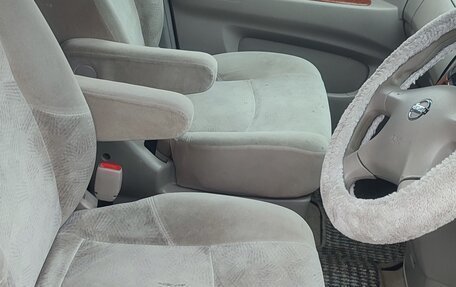 Nissan Liberty, 2002 год, 390 000 рублей, 10 фотография