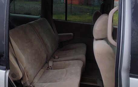 Nissan Liberty, 2002 год, 390 000 рублей, 12 фотография