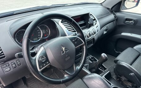Mitsubishi L200 IV рестайлинг, 2014 год, 1 497 000 рублей, 15 фотография