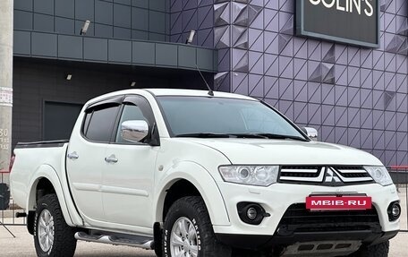 Mitsubishi L200 IV рестайлинг, 2014 год, 1 497 000 рублей, 2 фотография