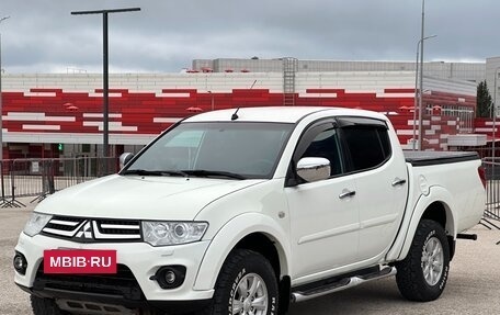 Mitsubishi L200 IV рестайлинг, 2014 год, 1 497 000 рублей, 8 фотография