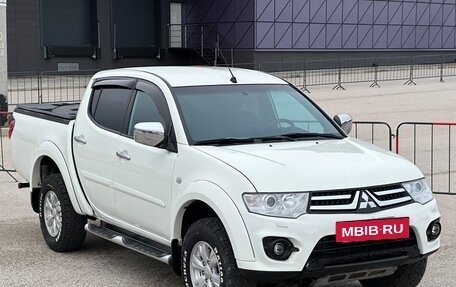 Mitsubishi L200 IV рестайлинг, 2014 год, 1 497 000 рублей, 4 фотография