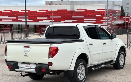 Mitsubishi L200 IV рестайлинг, 2014 год, 1 497 000 рублей, 31 фотография