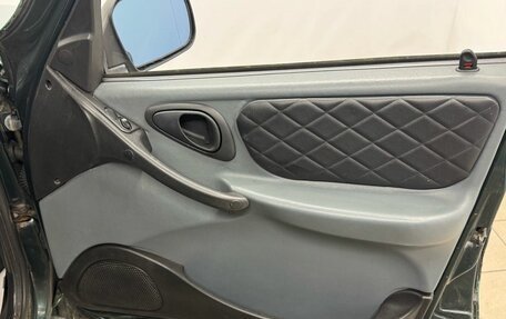 Chevrolet Niva I рестайлинг, 2004 год, 229 000 рублей, 17 фотография