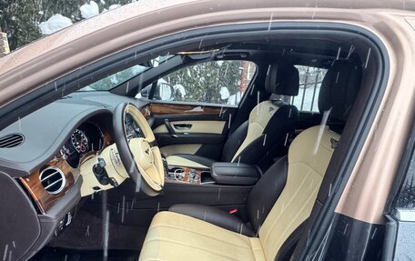 Bentley Bentayga I, 2018 год, 10 500 000 рублей, 11 фотография