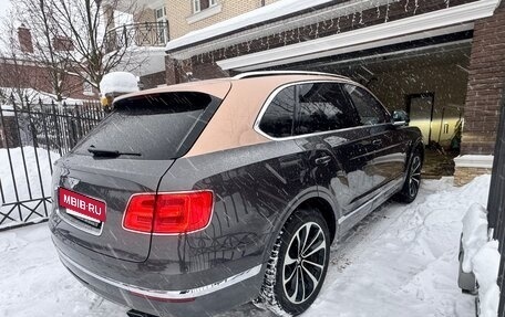 Bentley Bentayga I, 2018 год, 10 500 000 рублей, 7 фотография