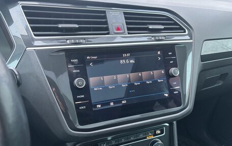 Volkswagen Tiguan II, 2018 год, 3 150 000 рублей, 15 фотография