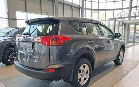 Toyota RAV4, 2013 год, 1 814 000 рублей, 6 фотография