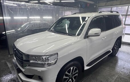 Toyota Land Cruiser 200, 2018 год, 6 200 000 рублей, 1 фотография