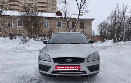 Ford Focus II рестайлинг, 2005 год, 500 000 рублей, 2 фотография
