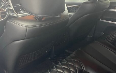 Toyota Land Cruiser 200, 2018 год, 6 200 000 рублей, 6 фотография