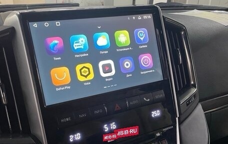 Toyota Land Cruiser 200, 2018 год, 6 200 000 рублей, 11 фотография