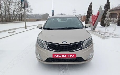 KIA Rio III рестайлинг, 2012 год, 850 000 рублей, 2 фотография