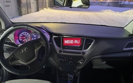 Hyundai Solaris II рестайлинг, 2019 год, 1 100 000 рублей, 5 фотография