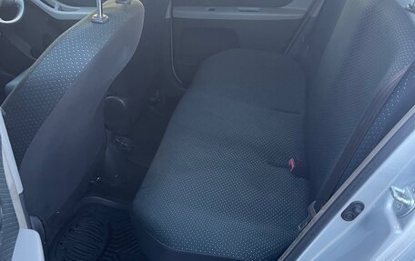 Toyota Vitz, 2006 год, 550 000 рублей, 13 фотография