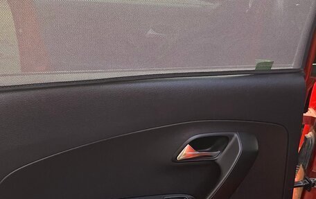 Volkswagen Polo VI (EU Market), 2012 год, 600 000 рублей, 2 фотография