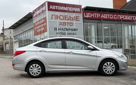 Hyundai Solaris II рестайлинг, 2013 год, 995 000 рублей, 11 фотография