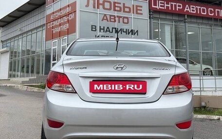Hyundai Solaris II рестайлинг, 2013 год, 995 000 рублей, 14 фотография