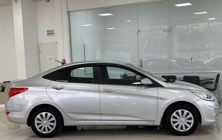 Hyundai Solaris II рестайлинг, 2013 год, 995 000 рублей, 22 фотография