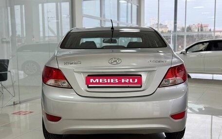 Hyundai Solaris II рестайлинг, 2013 год, 995 000 рублей, 18 фотография