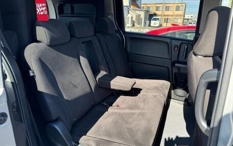 Honda Freed I, 2015 год, 743 000 рублей, 23 фотография