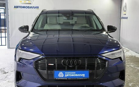 Audi e-tron I, 2022 год, 6 400 000 рублей, 8 фотография