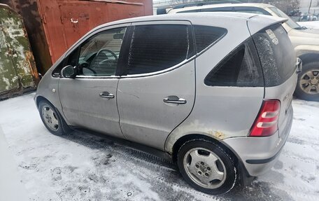 Mercedes-Benz A-Класс, 2000 год, 220 000 рублей, 3 фотография