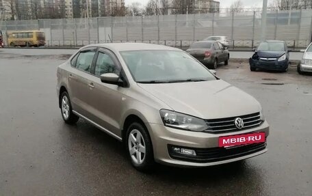 Volkswagen Polo VI (EU Market), 2015 год, 1 000 070 рублей, 3 фотография