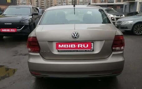 Volkswagen Polo VI (EU Market), 2015 год, 1 000 070 рублей, 18 фотография