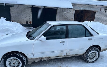 Toyota Carina, 1989 год, 250 000 рублей, 10 фотография