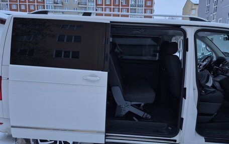 Volkswagen Caravelle T6 рестайлинг, 2019 год, 3 900 000 рублей, 9 фотография