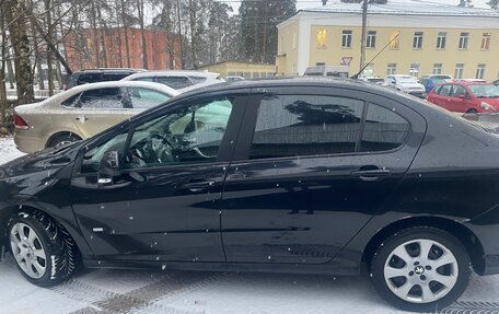 Peugeot 408 I рестайлинг, 2015 год, 550 000 рублей, 4 фотография