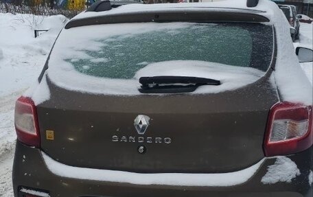 Renault Sandero II рестайлинг, 2019 год, 535 000 рублей, 1 фотография