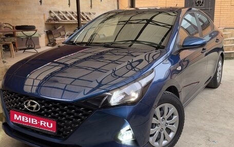 Hyundai Solaris II рестайлинг, 2021 год, 1 900 000 рублей, 3 фотография