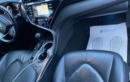 Toyota Camry, 2019 год, 2 530 000 рублей, 5 фотография