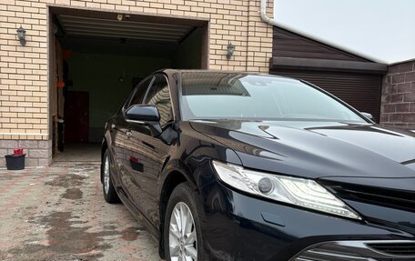 Toyota Camry, 2018 год, 3 350 000 рублей, 3 фотография